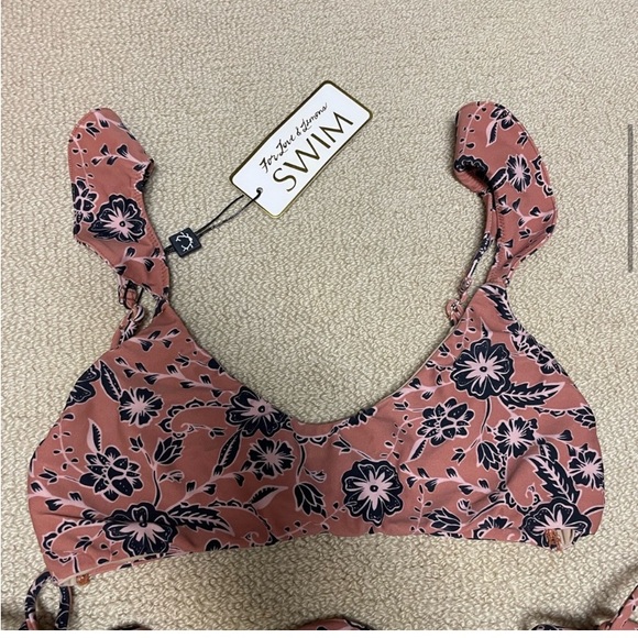 For love of lemons swim suit, size small - Picture 3 of 10